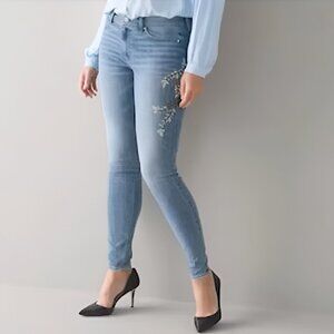 NWT White House Black Market Floral Embroidered Skinny Jeans Doce Antique #A1622